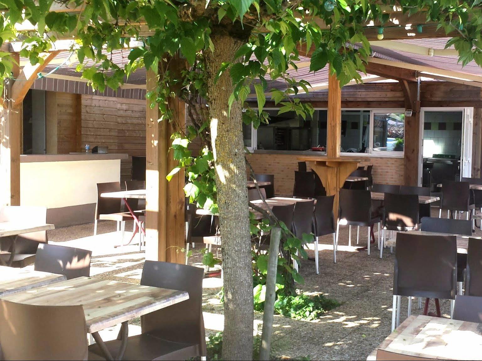 Logis Hotel Restaurant Cruzel Maurs Exterior foto